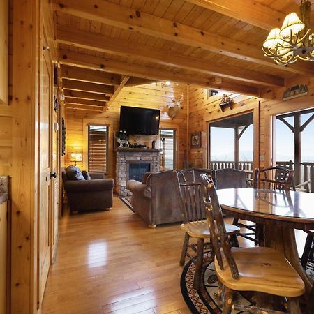 Livin High Villa Sevierville Exterior photo