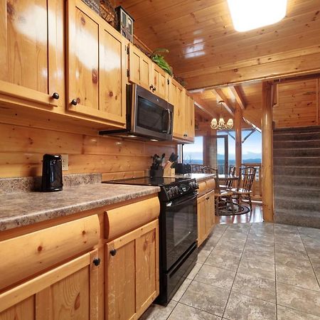 Livin High Villa Sevierville Exterior photo